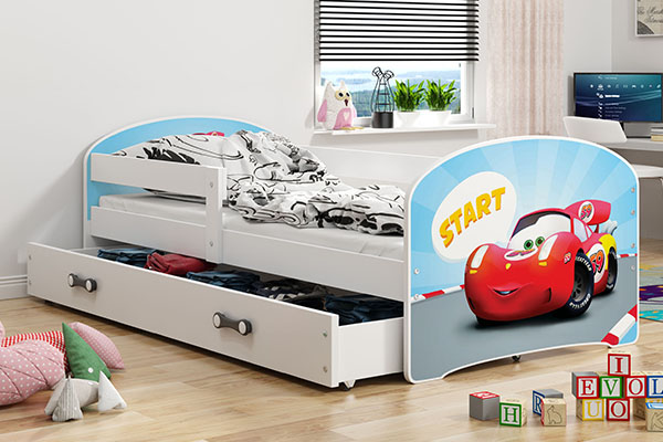 Łóżko młodzieżowe pojedyncze LUKI 80X160 z materacem i szufladą, autko, białe